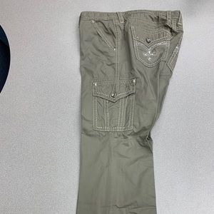 Khaki Rock Revival women’s pants 32